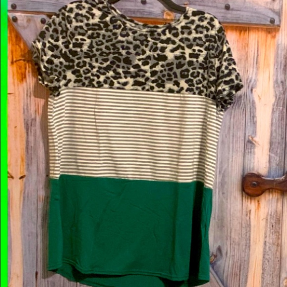 New in package! Green and leopard print shirt!